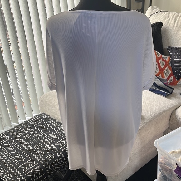 Boohoo | Deep V-Neck Ribbed Tee - Picture 5 of 6